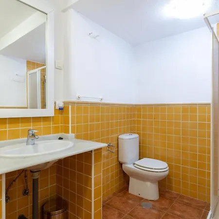 Апартаменты Apartamento Beramendi Торремолинос